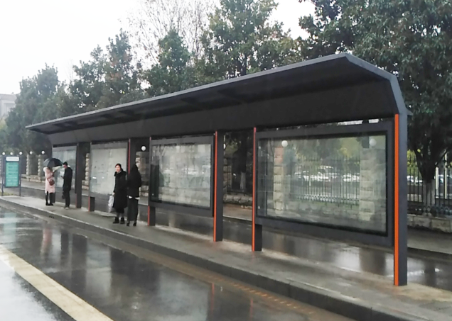 湖北襄陽(yáng)現(xiàn)代公交候車亭
